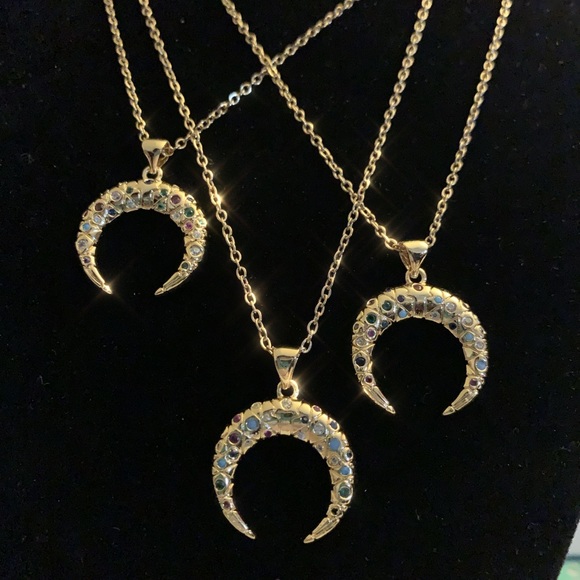 Moon Necklace (Boho design) - Picture 2 of 2